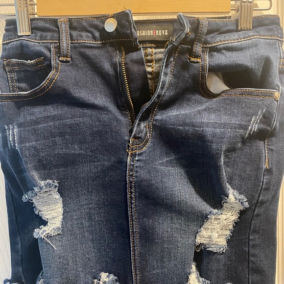 Fashion Nova distressed denim mini skirt - Picture 2 of 7